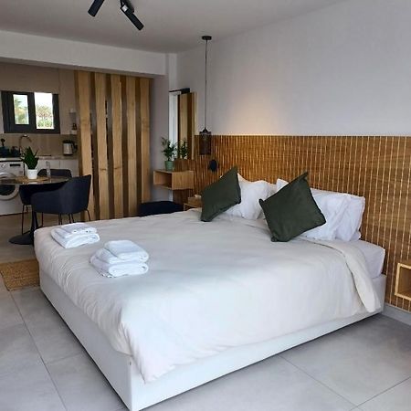 Terrazza Suites Paphos Ngoại thất bức ảnh