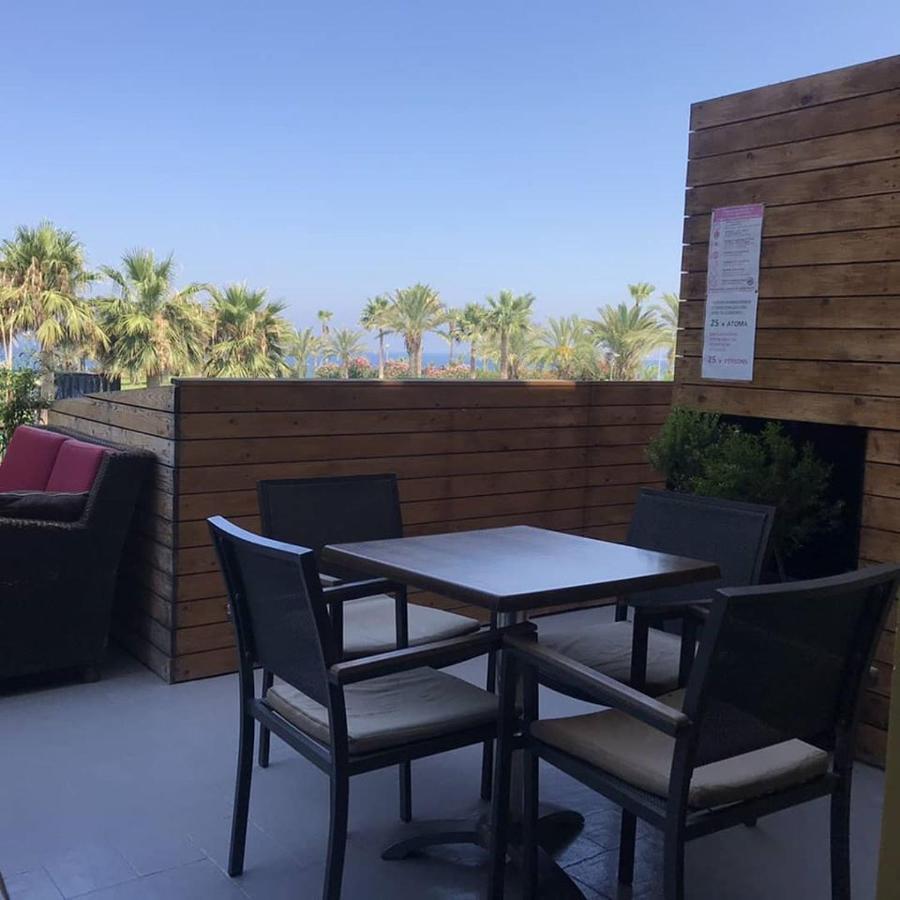 Terrazza Suites Paphos Ngoại thất bức ảnh