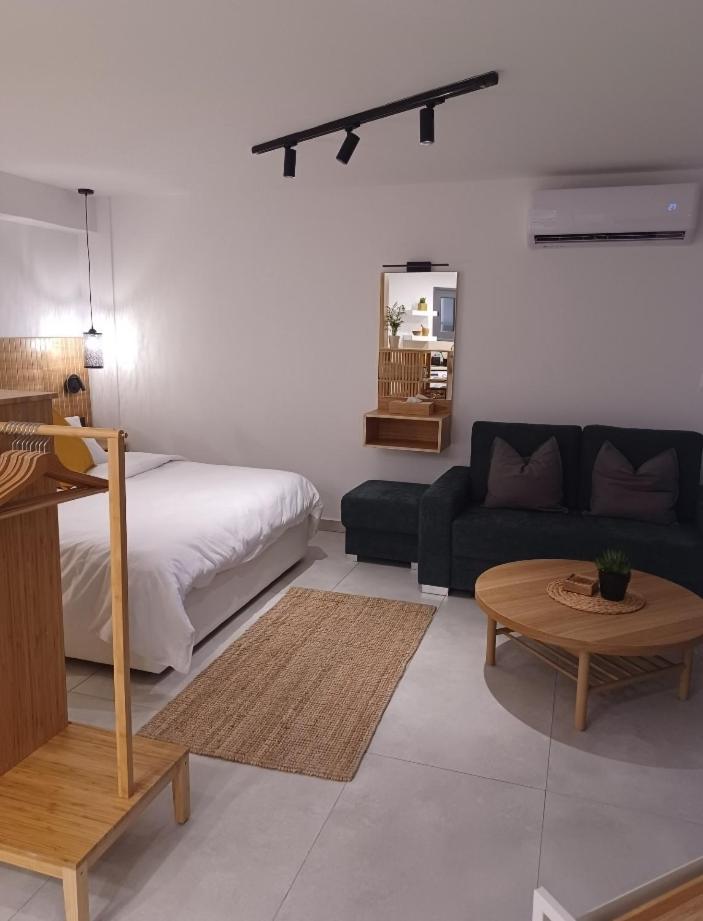 Terrazza Suites Paphos Ngoại thất bức ảnh