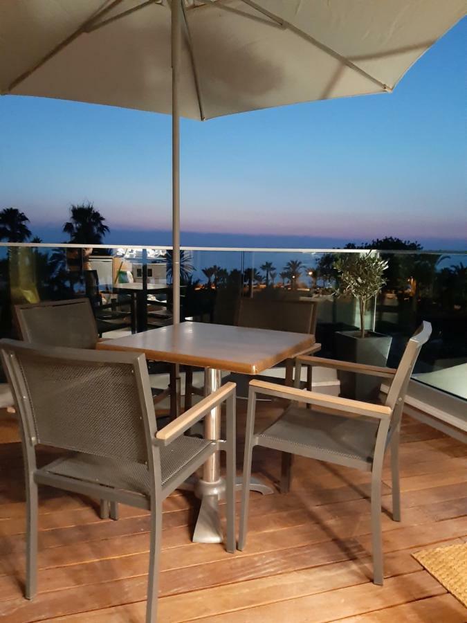 Terrazza Suites Paphos Ngoại thất bức ảnh